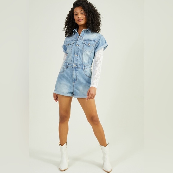 New with tags altard state Skylar denim romper - Picture 2 of 4